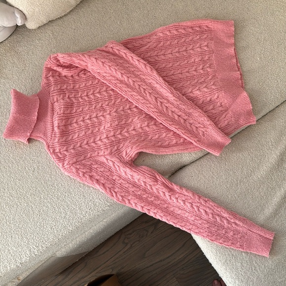 PINK TURTLE NECK SWEATER - Picture 1 of 3